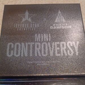 Jeffree Star X Shane Dawson Mini Controversy Eyeshadow Palette